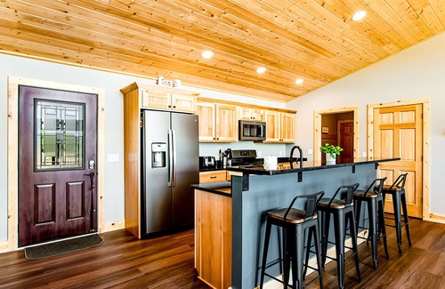New Lisbon Casa | Two-story waterfront retreat with kayaks, central AC, deck, & washer/dryer