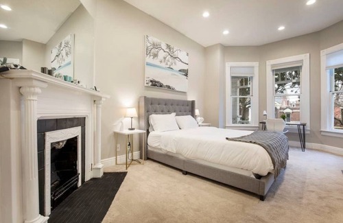Clifton Casa | TWO Units, Entire Stylish Home | by CozySuites