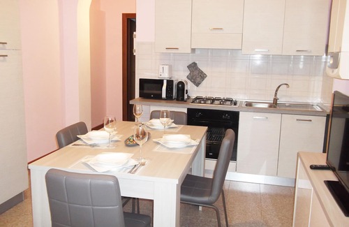 Polpenazze del Garda Casa | TWO WONDERFUL GROUND FLOOR AND FIRST FLOOR APARTMENTS WITH LAKE VIEW