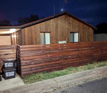 Armidale Apartamento | Twodogfolly at Creeklands