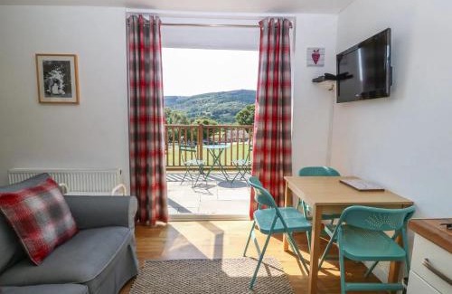 Brynrefail Cabina | Ty Bach