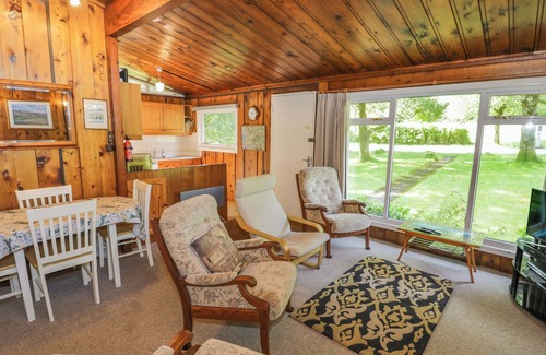Dinas Mawddwy Cabaña | TY BEDWEN, pet friendly, character holiday cottage in Dinas Mawddwy