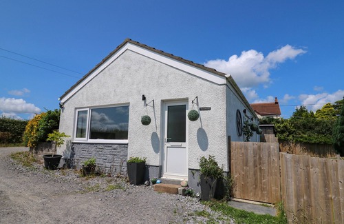 Llangynin Cabaña | Ty Cwtch