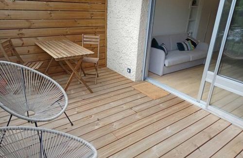 Moulin du Comte Apartamento | Ty Jolie Super Grand Studio avec Parking et Terrasse