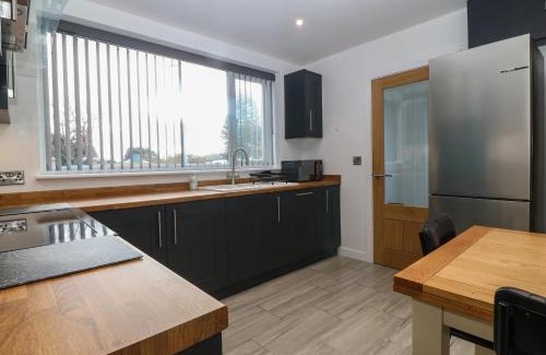 Dwyran Casa | Ty Nain