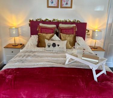 Cwmcarn Casa | Ty Pentref - Cwmcarn Village House