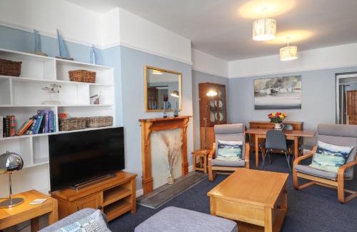 Newport Apartamento | Ty Post