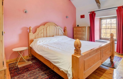 Haverfordwest Casa | Ty'r Castell in St Davids Peninsula