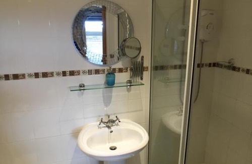 Grangetown Casa | Ty Rosa Rooms