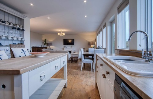 Crynant Apartamento | Ty Seren - 2 Bedroom Apt - Bayview Oxwich
