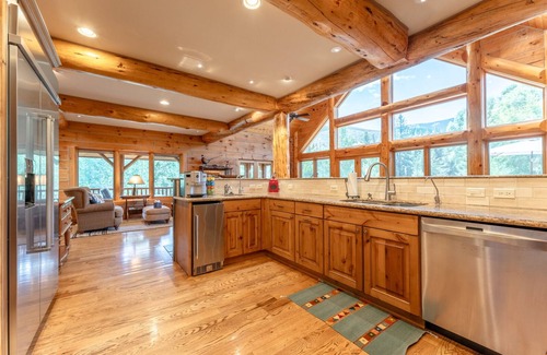 Crested Butte Casa | TY Slate River Camp/Luxury Log Home W/Private Fishing on the Slate River!