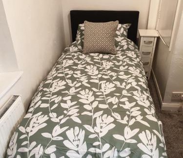 Rhosllanerchrugog Apartamento | Ty Twt