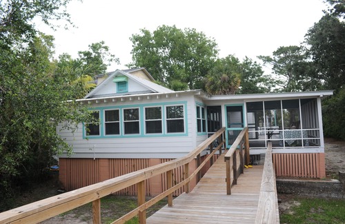 Tybee Island Cabaña | Tybee Beach Front House con muelle privado-¡La mejor ubicación en Tybee!