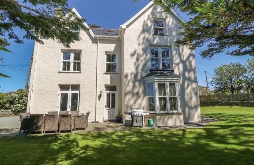Talybont Casa | Tyddyn Goronwy