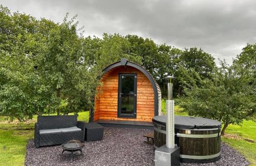Dinas Casa | Tyddyn Parthle Pod 1