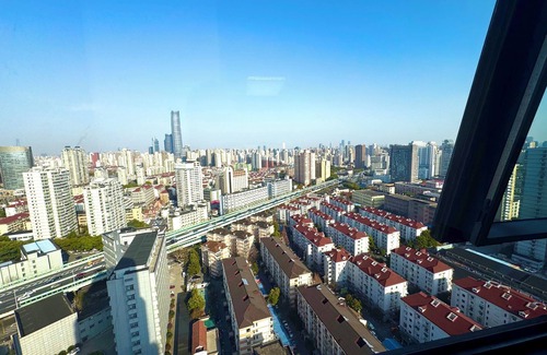 Changning Apartamento | Tyms 3BR 2BA Apt Gubei High View Line10