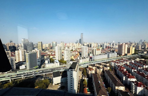 Changning Apartamento | Tyms 3BR 2BA Apt Gubei High View Line10