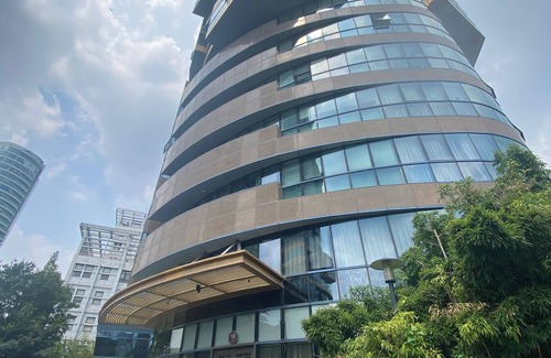 Changning Apartamento | Tyms 3BR 2BA Apt Gubei High View Line10