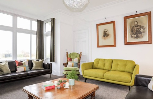 Llanengan Cabaña | TYN DON, pet friendly, character holiday cottage in Abersoch