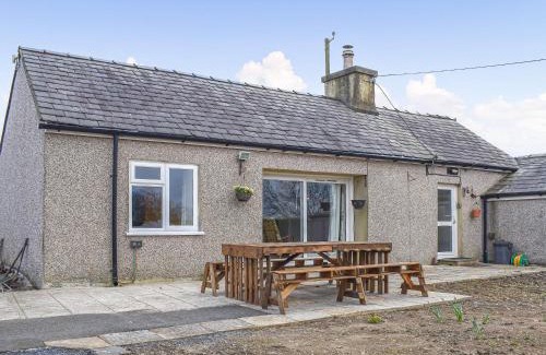 Brynrefail Casa | Tyn Y Maen
