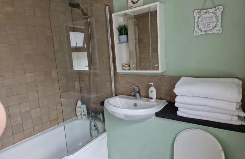 Grangetown Casa | Tynant House- Modern 3 bed house- City centre and FREE parking