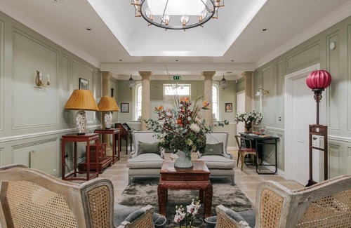 Bath Casa | Tyndall Villa Boutique B&B