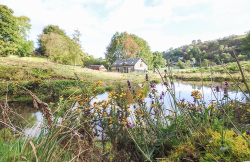 Llanbadarn Fynydd Cabaña | Tynddol Barn