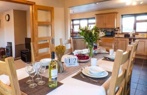 Llanbadarn Fynydd Cabaña | Tynddol Bungalow, LLANBADARN FYNYDD