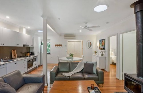 Bright Apartamento | Casa de jardín Tyntynder 1