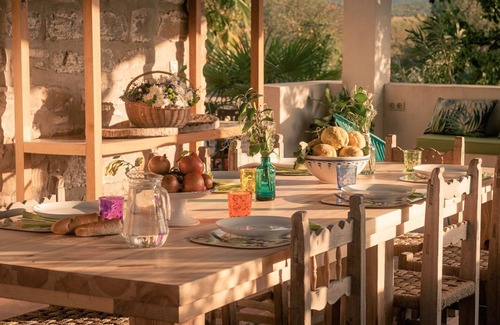 Begíjar Cabaña | Cortijo andaluz con encanto rodeado de olivos con piscina y chimenea