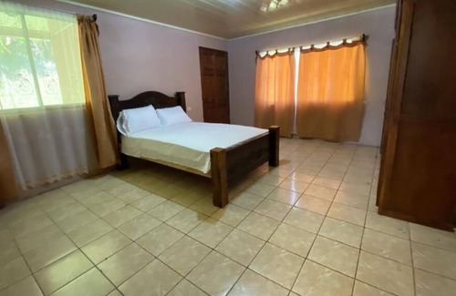 Mogote de Bagaces Casa | Typical Costa Rican Large & Rustic Home
