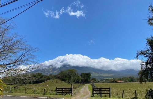 Mogote de Bagaces Casa | Typical Costa Rican Large & Rustic Home
