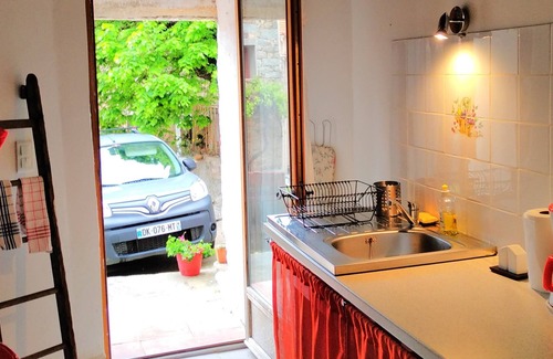 Santʼ Andrea-dʼOrcino Casa | casa típica, pueblo corso cerca del mar, con jardín