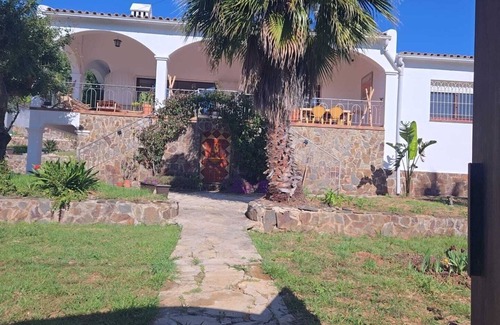 Cunit Casa | Typical ibiza-style family villa with large swimming pool 15 mn from Sitges