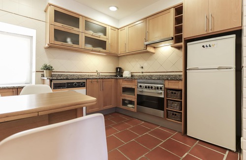 Sao Cristovao e Sao Lourenco Apartamento | Typical Mouraria by Homing