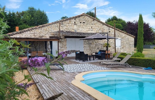 Montaigu-de-Quercy Casa | Típica casa quercy en un nivel con piscina climatizada