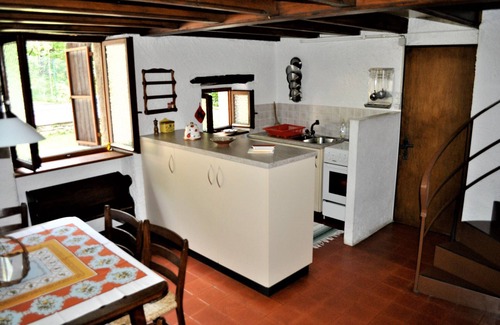 Tesserete Cabaña | Casa Típica, Romántica, Tessiner Orgánica con Piscina para su Familia y Perros