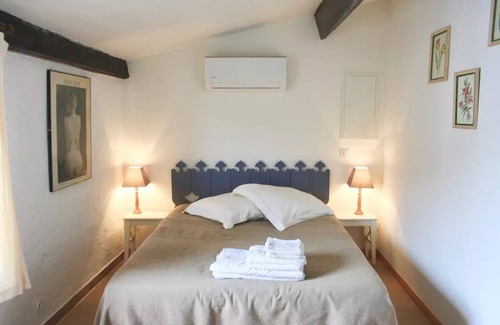 Speracedes Otro | Typical small Mazet in Provence