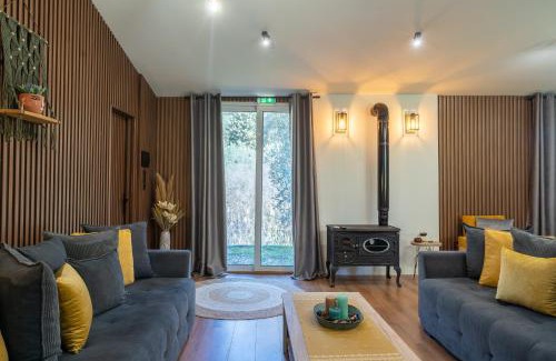 Lesvos Apartamento | Tzànnou farm residence