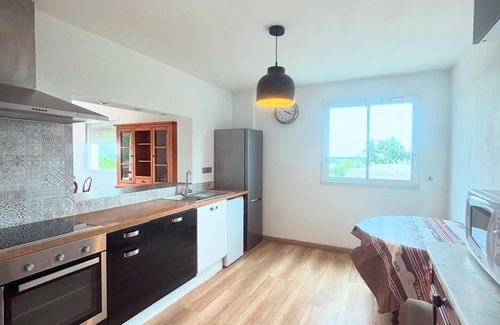 Ventiseri Apartamento | U Libecciu apartment with magnificent sea view.