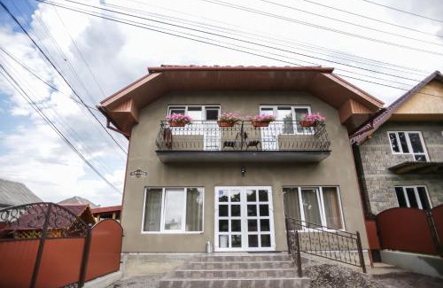 Solochyn Casa | U Maksa