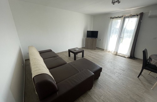 Aleria Apartamento | U PRIMU - Spacious, quiet apartment Aléria