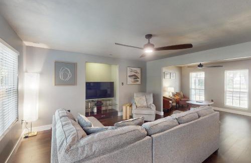 Gulf Park Estates Casa | U.S.S. Magnolia