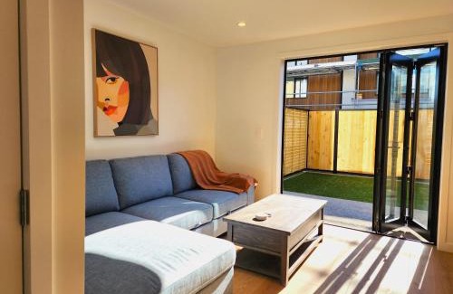 Paraparaumu Casa | U Suites on Trieste Way