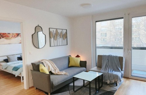 Kaisermuhlen Apartamento | U1 Alte Donau old Danube city apartment 2