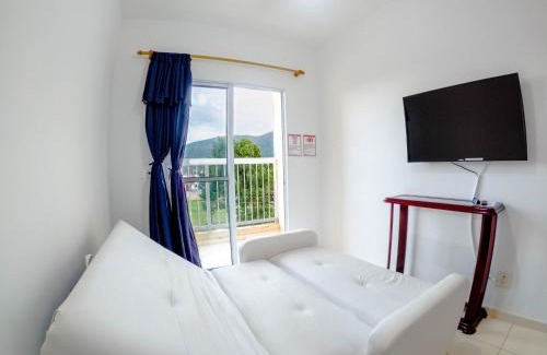 Estufa II Apartamento | Ubatuba Apartamento a 9 minutos da praia grande 6P