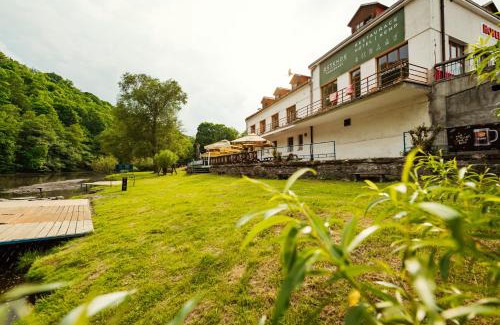 Chocerady Hotel | Ubytování Ostende - penzion