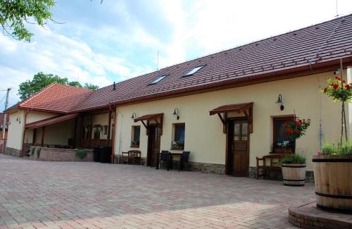 Krasnohorske Podhradie Apartamento | Ubytovanie Tri ruže