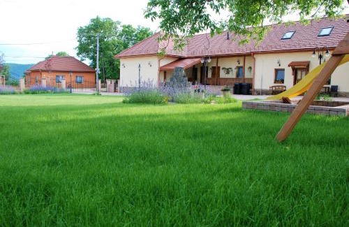 Krasnohorske Podhradie Apartamento | Ubytovanie Tri ruže