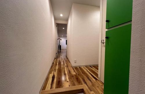 Uchi Machi Apartamento | uchimachi301 しげの里リノベーション94平方メートルJR高松駅14分ことでん片原町駅3分メゾネットペントハウス